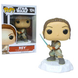 Funko POP! Star Wars #104 Rey (Battle Pose - White Base) - New, Mint Condition Vaulted