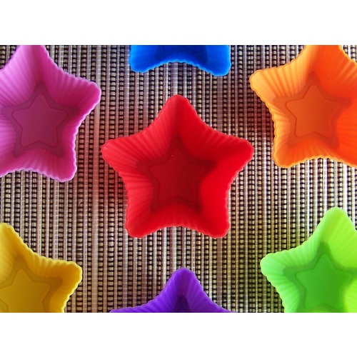 7 x Mini Star Shaped Muffin Moulds