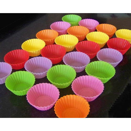 24 x  Silicone Mini Muffin Cups